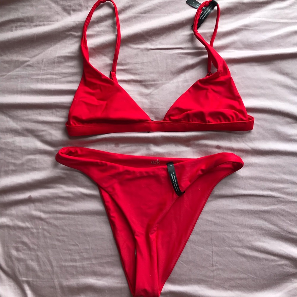 Ark Bikini L